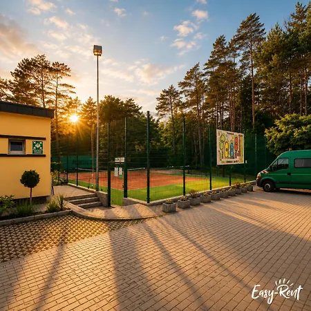 Dajax - Kort Tenisowy, Basen Zewnetrzny, Plac Zabaw Apartment