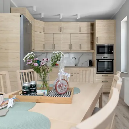 Dajax - Kort Tenisowy, Basen Zewnetrzny, Plac Zabaw Pobierowo