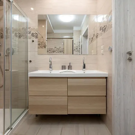 Dajax - Kort Tenisowy, Basen Zewnetrzny, Plac Zabaw Apartment *